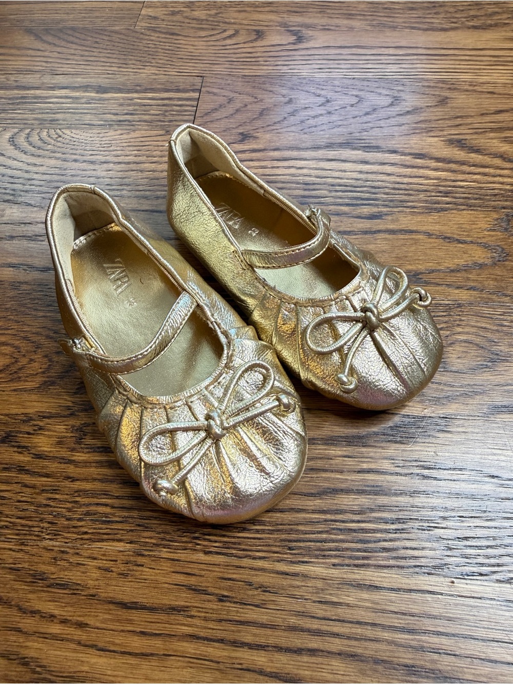 ZARA Kids Girls Metallic Gold Toddler Mary Jane Ballet Flats with Bow Size 6.5-7